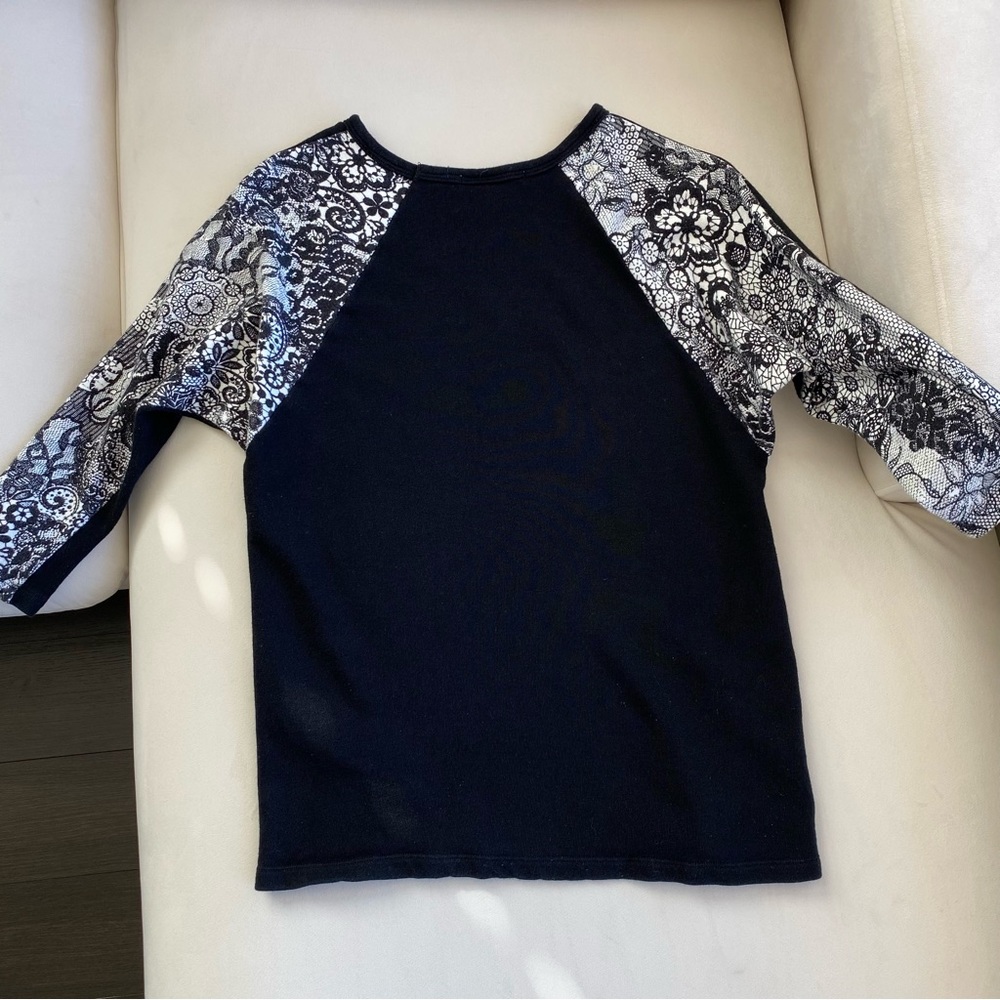 Floral sweater - Picture 6 of 7